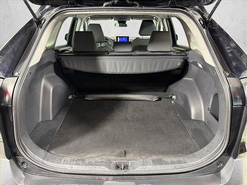 Used 2025 Toyota RAV4 XLE FWD image 18