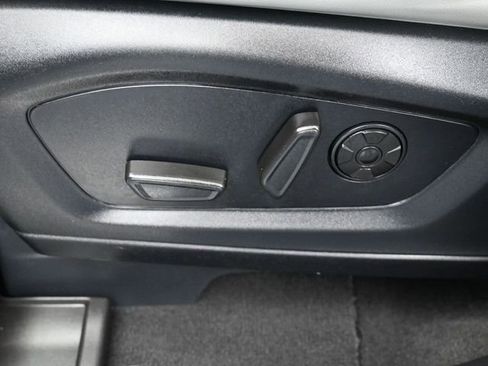 Certified 2025 Ford Explorer Platinum w/ Ultimate Package image 11