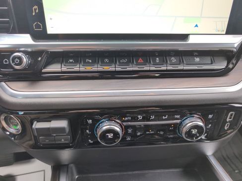 Used 2025 GMC Sierra 1500 SLT w/ SLT Premium Plus Package image 25