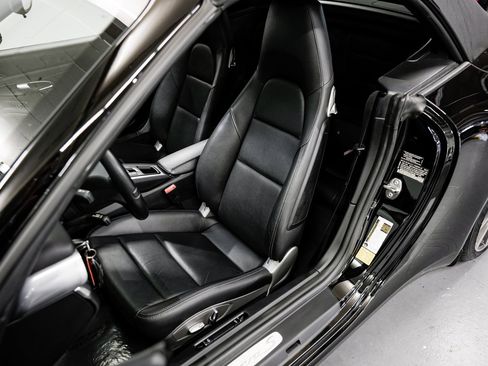 Used 2014 Porsche 911 Carrera S RWD image 17