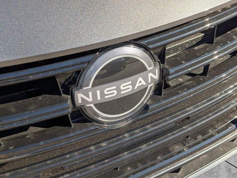 New 2025 Nissan Versa S w/ Trunk Package FWD image 10