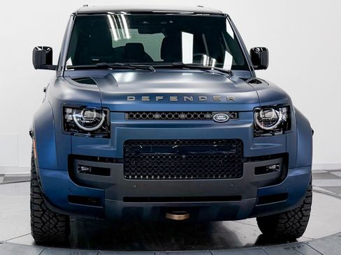 Used 2026 Land Rover Defender 110 AWD/4WD image 4