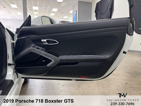 Used 2019 Porsche 718 Boxster GTS RWD image 27