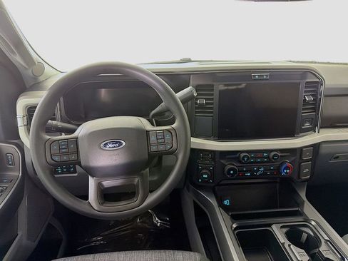 New 2026 Ford F250 XLT w/ XLT Premium Package image 24