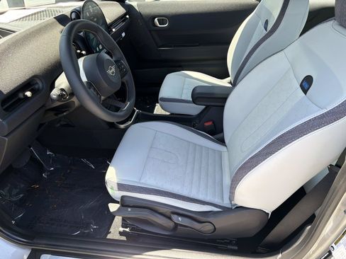 Used 2026 MINI Cooper S FWD image 9