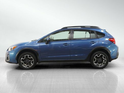 Used 2016 Subaru Crosstrek 2.0i Limited image 2