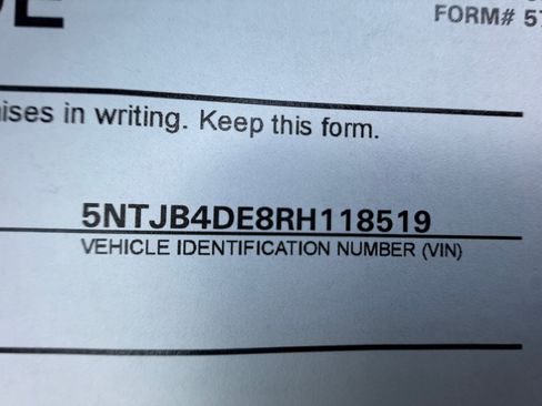 Certified 2024 Hyundai Santa Cruz SEL FWD image 25