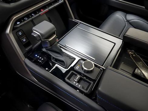 New 2026 Toyota Tundra Platinum AWD/4WD image 24