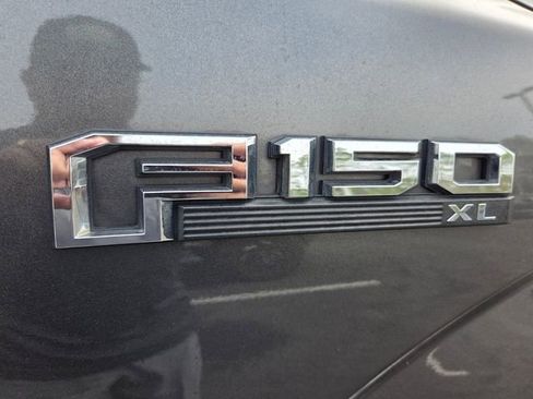 Used 2017 Ford F150 XL w/ Equipment Group 101A Mid image 4