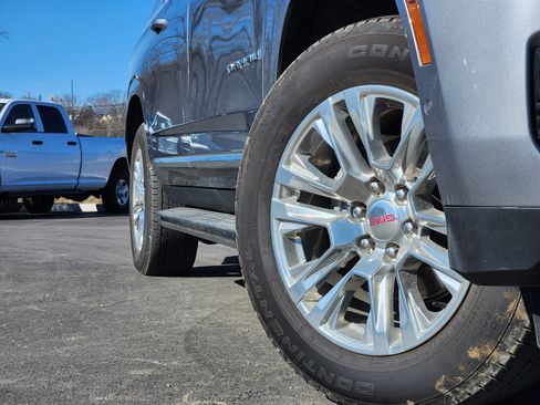 Used 2025 GMC Yukon XL Denali image 21