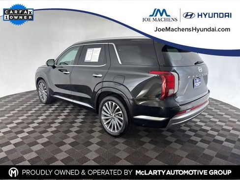 Certified 2025 Hyundai Palisade Calligraphy image 8