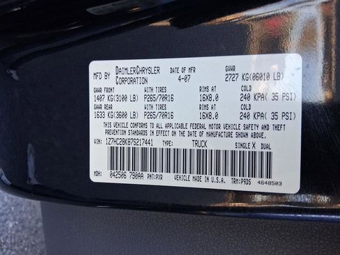 Used 2007 Mitsubishi Raider LS image 27