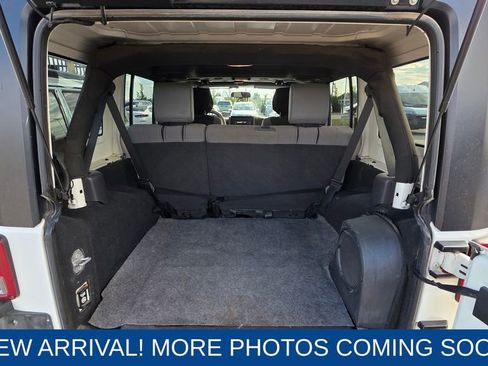 Used 2010 Jeep Wrangler Unlimited Sport image 19