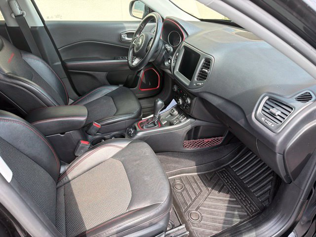 Used 2021 Jeep Compass Trailhawk w/ Convenience Group AWD/4WD image 13
