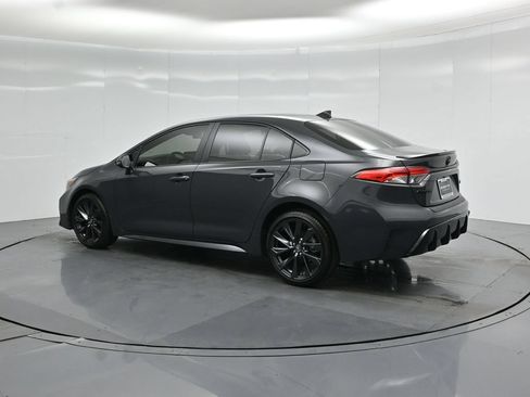 Used 2026 Toyota Corolla SE FWD image 6