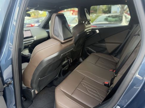 Used 2025 BMW X3 xDrive30i w/ M Sport Package image 16