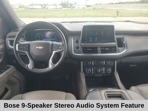 Used 2024 Chevrolet Suburban LT RWD image 4