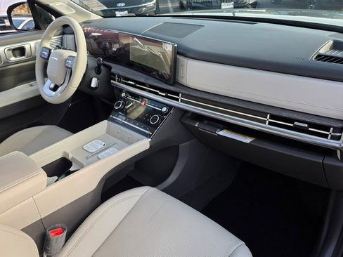 New 2026 Hyundai Santa Fe Limited image 9