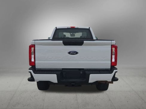 Used 2019 Ford F250 XL w/ Power Equipment Group image 11
