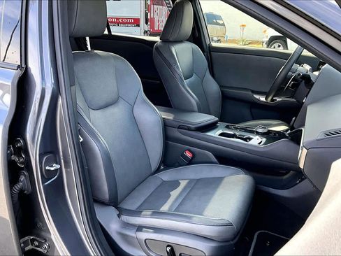 Used 2023 Lexus RZ 450e Premium w/ Technology Package image 8