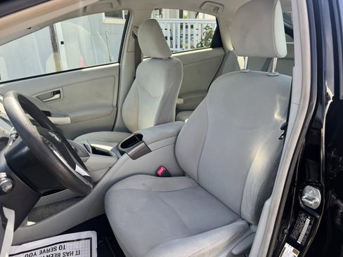Used 2013 Toyota Prius Three FWD image 8