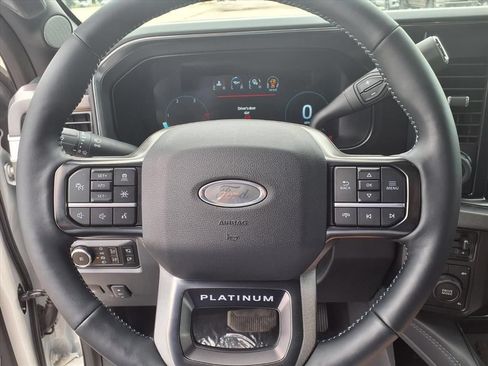 New 2026 Ford F250 Platinum AWD/4WD image 18
