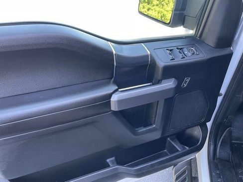 Used 2019 Ford F150 XLT w/ Equipment Group 302A Luxury AWD/4WD image 8