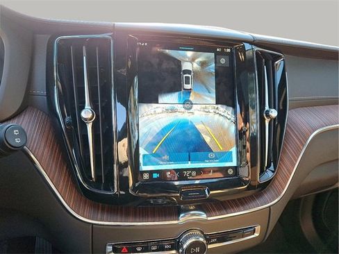 Used 2024 Volvo XC60 T8 Ultimate w/ Protection Package Premier image 18