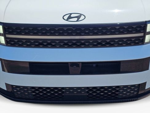 Used 2025 Hyundai Santa Fe Calligraphy FWD image 3