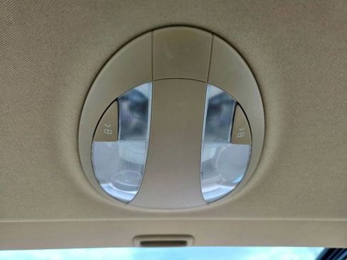 Used 2009 Mercedes-Benz E 350 4MATIC Wagon image 25