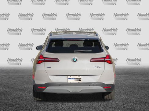 Certified 2025 BMW X3 xDrive30i image 7