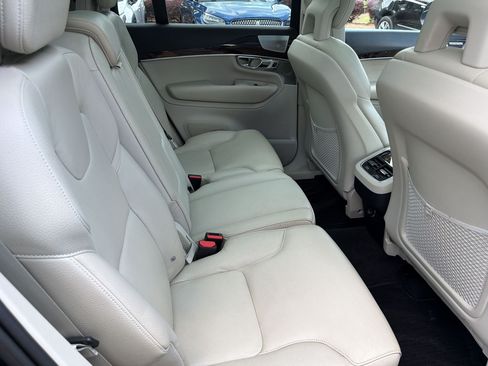 Used 2017 Volvo XC90 T6 Momentum w/ Vision Package AWD/4WD image 30