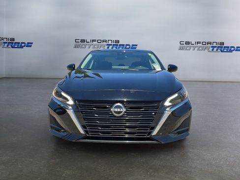 Used 2023 Nissan Altima 2.5 SL FWD image 2