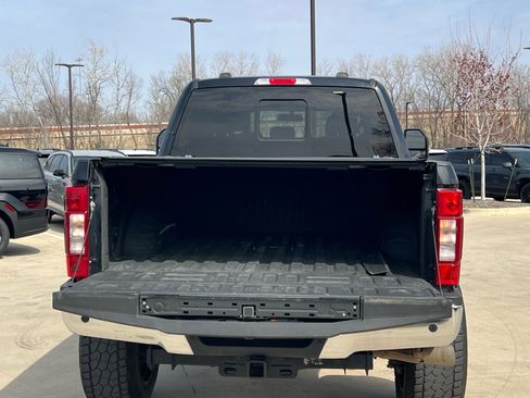 Used 2022 Ford F250 Lariat w/ Lariat Ultimate Package image 15