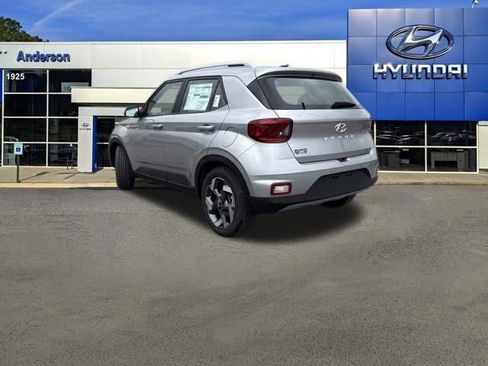 New 2026 Hyundai Venue SEL image 3