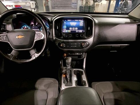 Used 2022 Chevrolet Colorado LT w/ Fleet Safety Package image 15