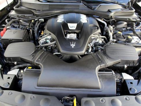 Used 2018 Maserati Ghibli image 38