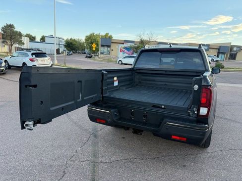 Used 2017 Honda Ridgeline Black Edition image 10