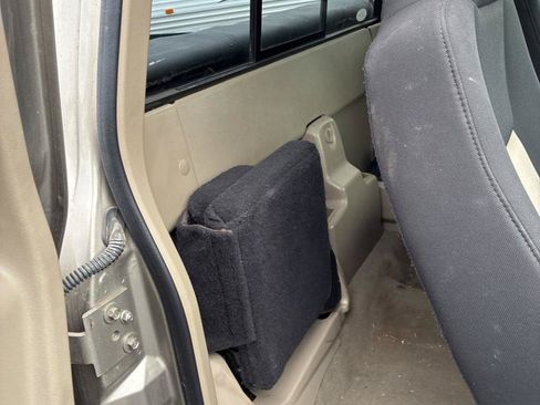 Used 2004 Ford Ranger XL AWD/4WD image 25