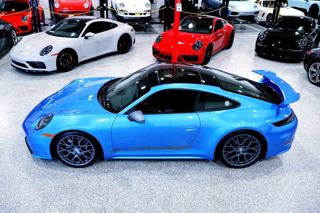 Used 2026 Porsche 911 Carrera T RWD image 8
