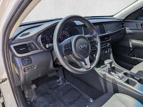 Used 2018 Kia Optima LX FWD image 10