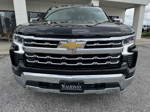 Used 2026 Chevrolet Silverado 1500 LTZ AWD/4WD image 3