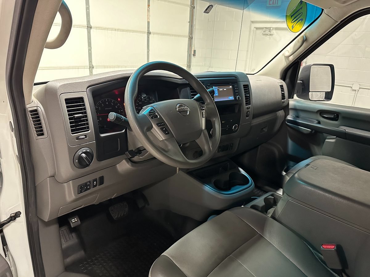Used 2017 Nissan NV 2500 SV w/ Technology Package RWD image 26
