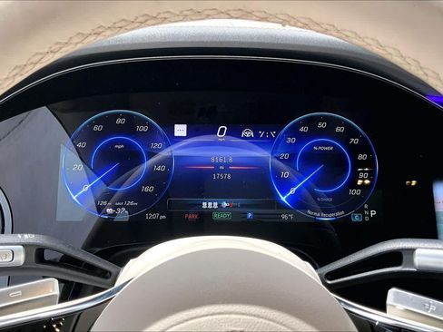 Used 2023 Mercedes-Benz EQS 580 4MATIC SUV image 26