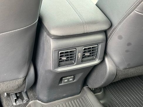 Used 2024 Toyota RAV4 Adventure image 15