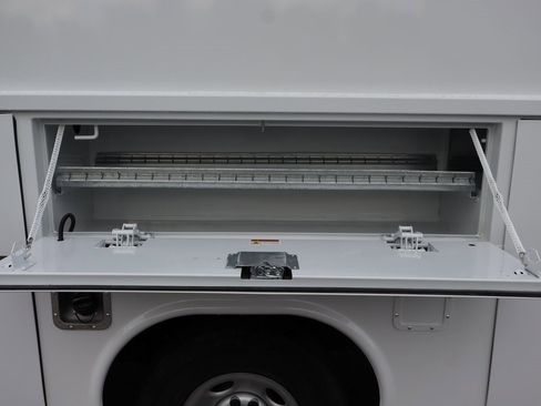 New 2025 Chevrolet Express 3500 w/ Power Convenience Package image 28