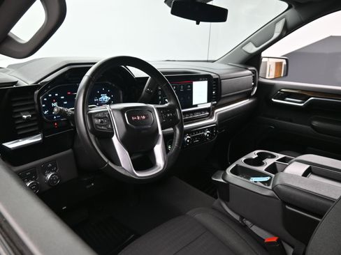 Used 2023 GMC Sierra 1500 Elevation image 15