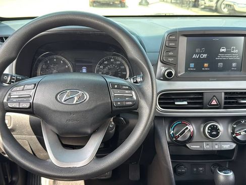 Used 2018 Hyundai Kona SE FWD image 29