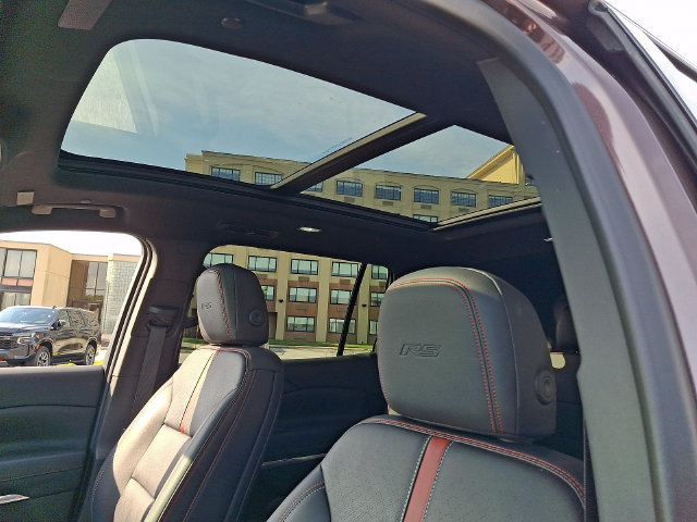Certified 2025 Chevrolet Traverse RS AWD/4WD image 14