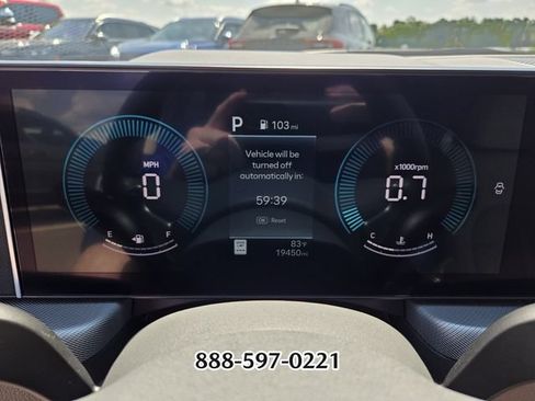 Used 2025 Hyundai Sonata SEL FWD image 29